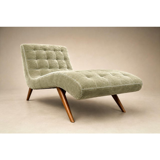 Brazilian Modern Chaise Lounge in Caviúna and Light Aloe Sage Mohair, 1950s For Sale - Image 9 of 18