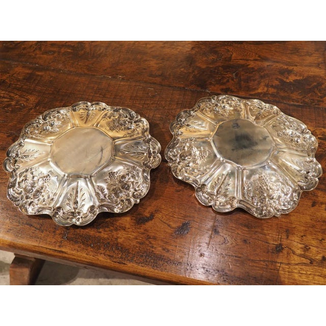 Early 20th Century Pair of Scalloped Sterling Silver Platters With Repousse Fruit Motifs For Sale - Image 5 of 13