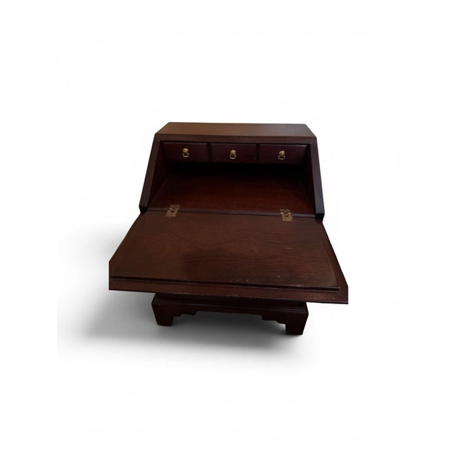 Chippendale Vintage Chippendale Style Mahogany Child's Slant Front Sample Desk For Sale - Image 3 of 5