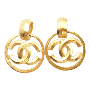 Chanel Vintage Gold Plated Round CC Large Clip on Earrings as Seen on Doutzen Kroes, A Pair