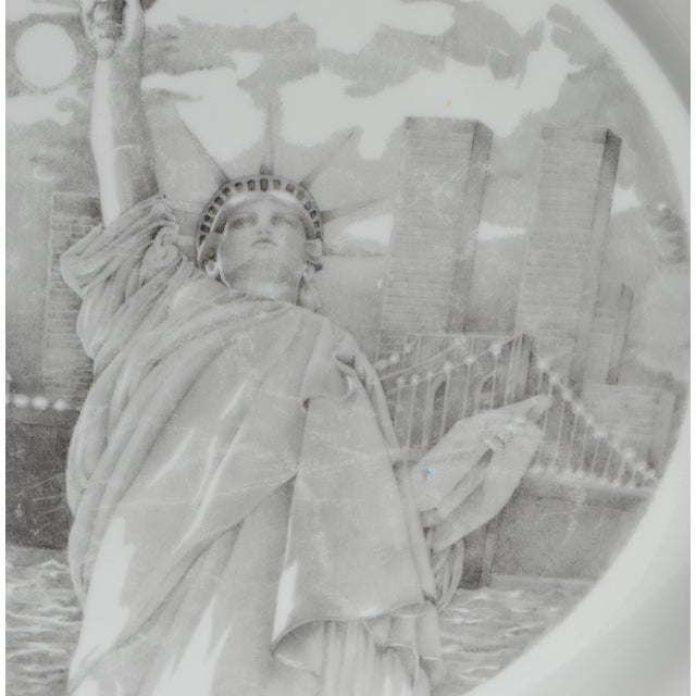 1986 Corelle Statue of Liberty Collectors Plate Corning Glass Works America For Sale - Image 9 of 13