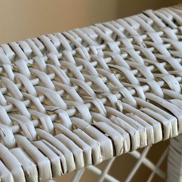 Mid-20th Century White Wicker Hanging Wall Shelf For Sale - Image 10 of 11