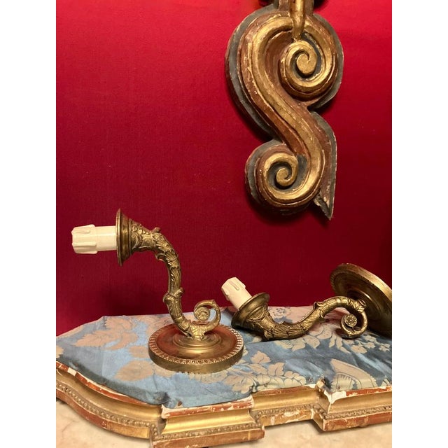 Italian Louis XVI Gilt Bronze Single-Arm Wall Light Sconces, Set of 2 For Sale - Image 5 of 12