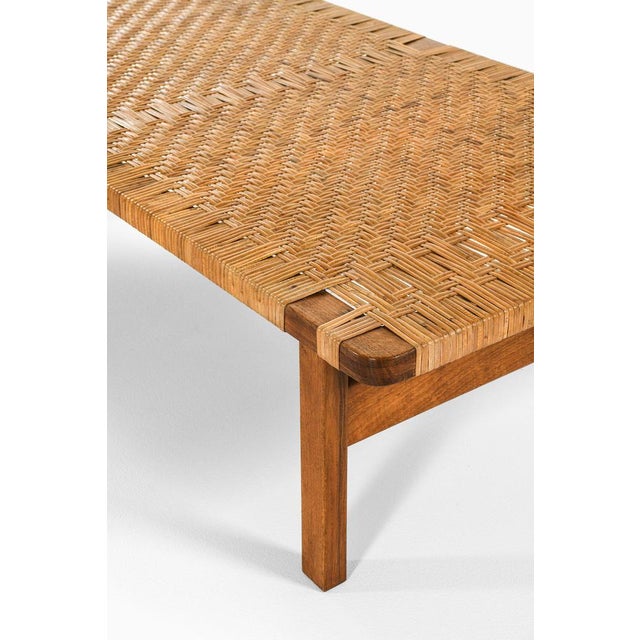 Børge Mogensen Bench in Oak and Woven Cane attributed to Børge Mogensen, 1950s For Sale - Image 4 of 9