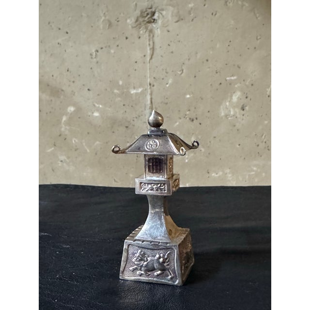 Japanese 1920s 950 Sterling Silver Japanese Lantern Single Slat&pepper Shaker For Sale - Image 3 of 7