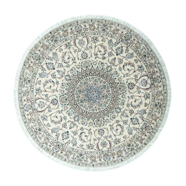 Hand-Knotted Oriental Rug with Silk For Sale - Image 11 of 11