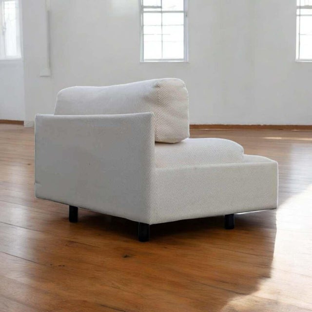 Italian Postmodern Oversized Lounge Chair in Cream Upholstery, 1970s, Mid-Century For Sale - Image 4 of 15