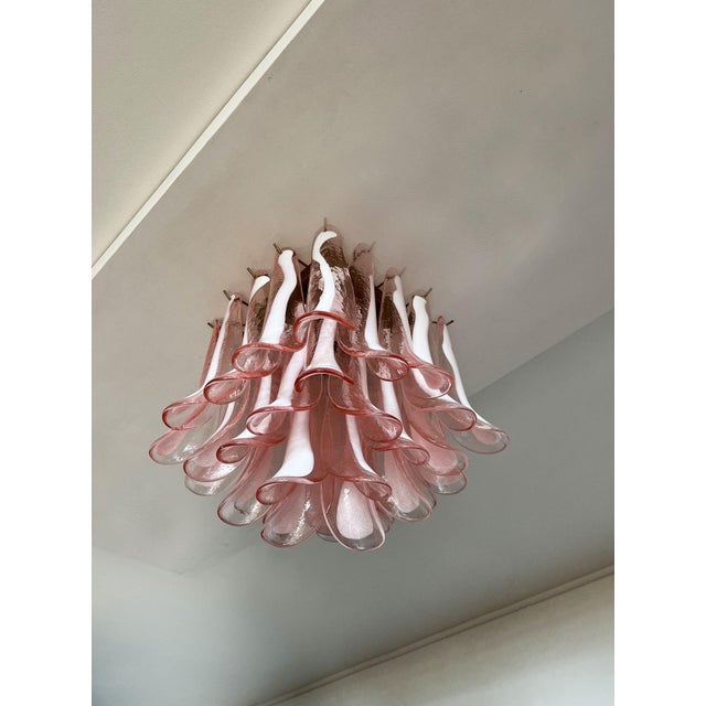 2020s Murano Ceiling Chandelier | 32 Pink Glass and Lattimio Petals in a Contemporary | Mid Century Style For Sale - Image 5 of 11