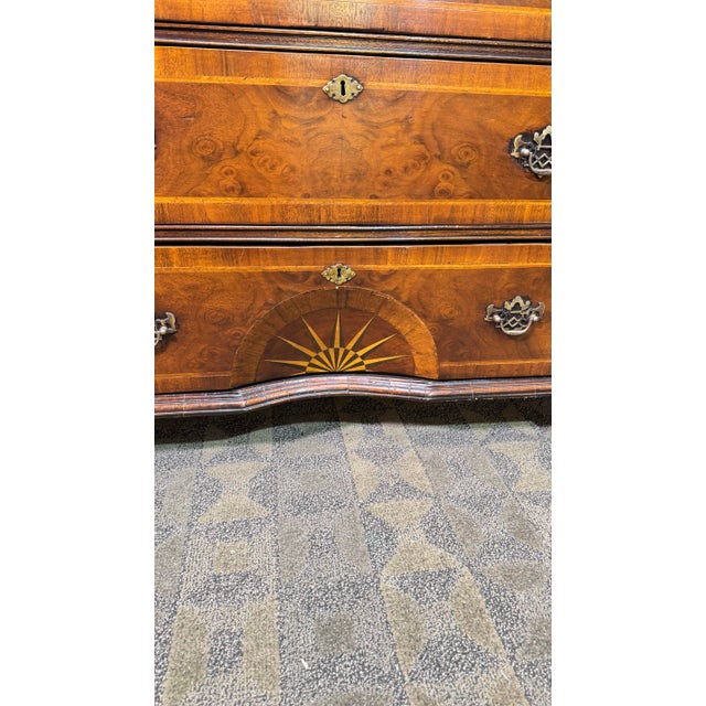 Antique English George III Burl Walnut Chest of Drawers With Inlaid Concave Sunburst - Nautica Star and Two Secret Drawer For Sale - Image 9 of 9