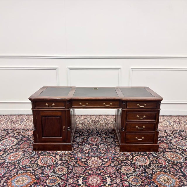 English Desk with Black Leather For Sale - Image 4 of 18