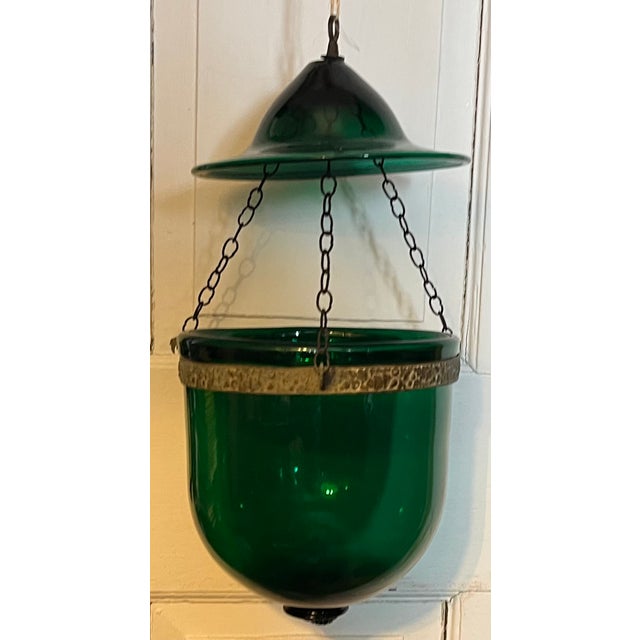 Large Antique 19th Century American Federal Emerald Green Blown Glass Bell Jar Hall Lantern With Witch's Hat Smoke Shade For Sale - Image 10 of 11