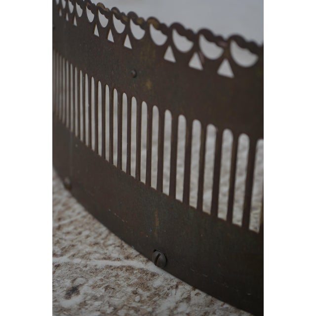 Brass Virginia Metalcrafters Williamsburg Style Brass Fireplace Fender For Sale - Image 8 of 10