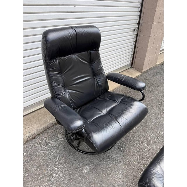 Vintage Ekornes Stressless Black Leather Recliner & Ottoman For Sale - Image 9 of 18