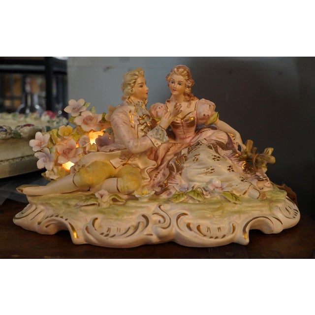 Darling Lighted Porcelain Rococo Revival Courting Couple – Vintage Romantic Figurine Lamp & Music Box – Maximalist Decor For Sale - Image 4 of 14