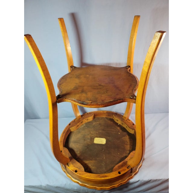 1910s Rj Horner Ny Antique Solid Wood Scalloped Side / End / Parlor Table With Shelf For Sale - Image 4 of 11