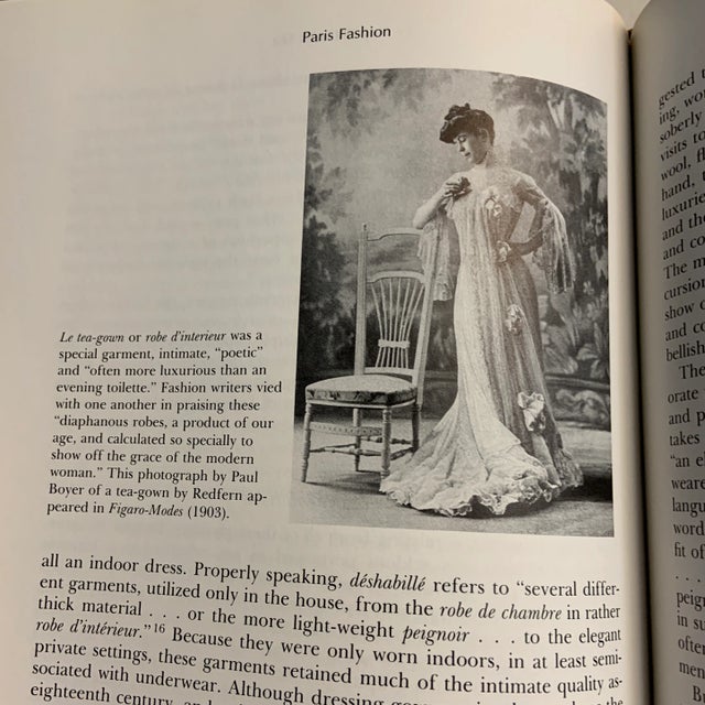 1988 Paris Fashion by Valerie Steele Book For Sale In New York - Image 6 of 11