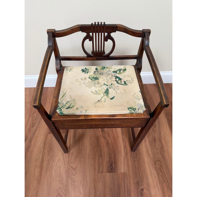 Traditional Early 20th Century Edwardian Mahogany Inlaid Piano Stool For Sale - Image 3 of 18