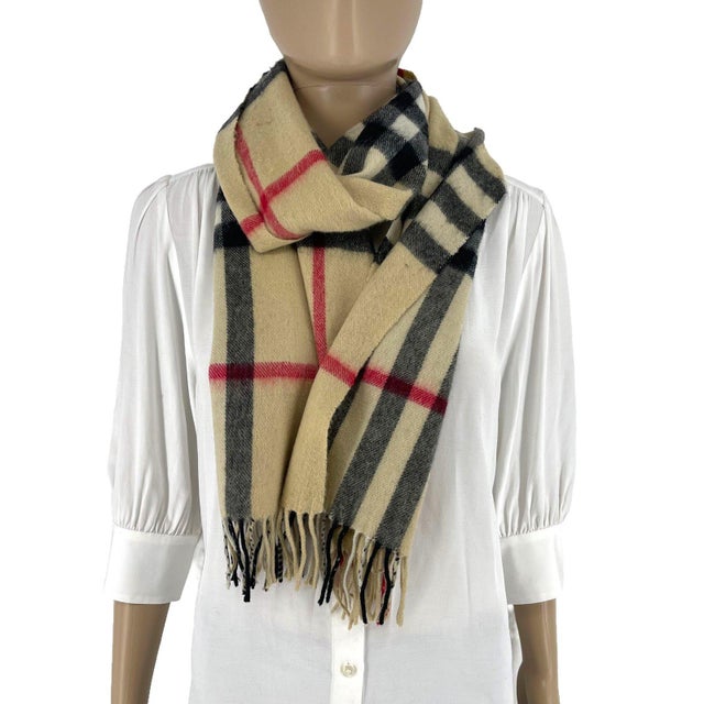 Burberry Burberry Beige Plaid 100% Wool Scarf For Sale - Image 4 of 9