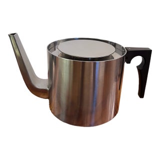 1960s Arne Jacobsen for Stelton Danish Modern Cylinda-Line Teapot For Sale