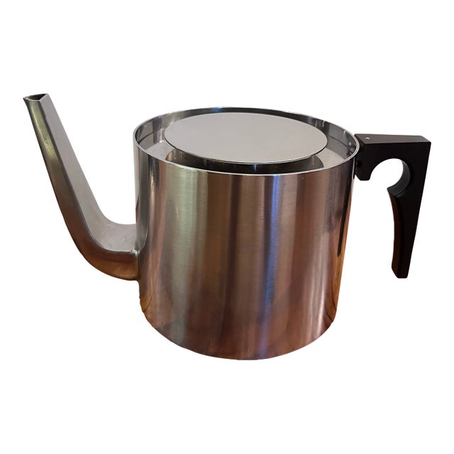 1960s Arne Jacobsen for Stelton Danish Modern Cylinda-Line Teapot For Sale