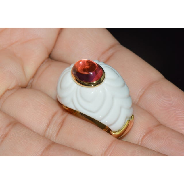 White Vintage Bvlgari Chandra Pink Tourmaline & White Porcelain Ring in 18k Yellow Gold – Size 7.5 For Sale - Image 8 of 18