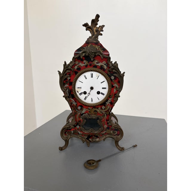 Louis XV Mantel Clock in Faux Tortoiseshell by Wilhelm Kienzle, 1940 For Sale - Image 14 of 14