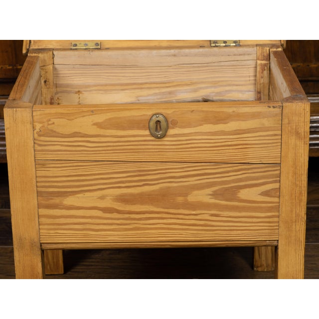 Brown Rustic English 1900s Pine Box on Straight Legs with Weathered Patina For Sale - Image 8 of 8