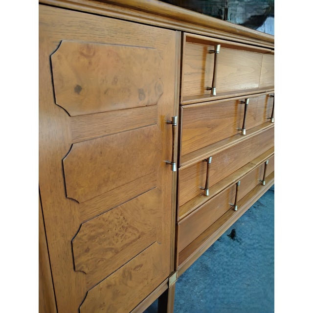 Mid 20th Century Mid 20th Century Thomasville Tamerlane Burlwood Dresser Credenza Sideboard Bedroom Furniture For Sale - Image 5 of 14