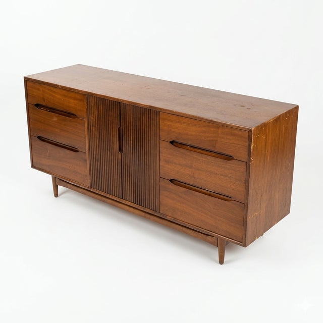 Ramseur Furniture Company Ramseur Mid-Century Modern 9-Drawer Lowboy Dresser, C. 1960s For Sale - Image 4 of 12