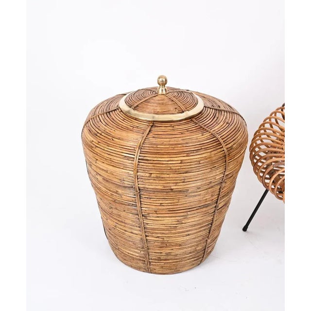 Large French Riviera Basket in Rattan & Brass, Italy, 1970s For Sale - Image 10 of 12