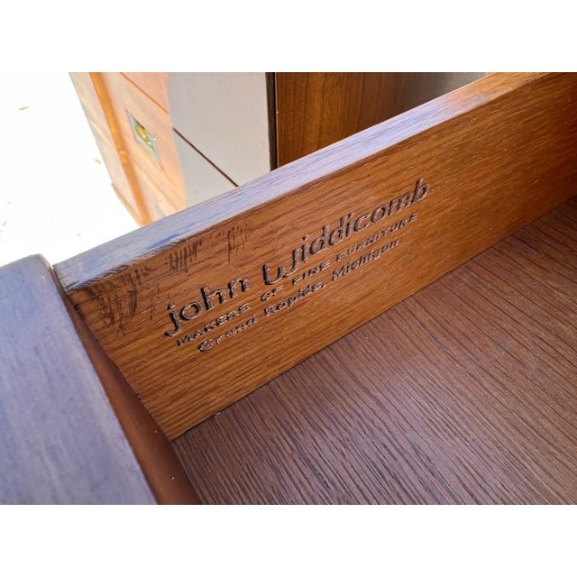 1960s Pair Widdicomb Campaign Style Solid Cherry Brass Pulls Night Stands Tables For Sale - Image 5 of 9