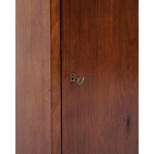 1920s Vintage Bedside Tables in Mahogany, 1920s, Set of 2 For Sale - Image 5 of 13