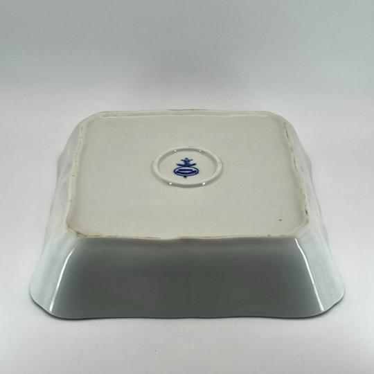 Zwiebelmuster "Blue Onion" 9-Inch Square Blue and White Vegetable Bowl Vintage For Sale - Image 14 of 17