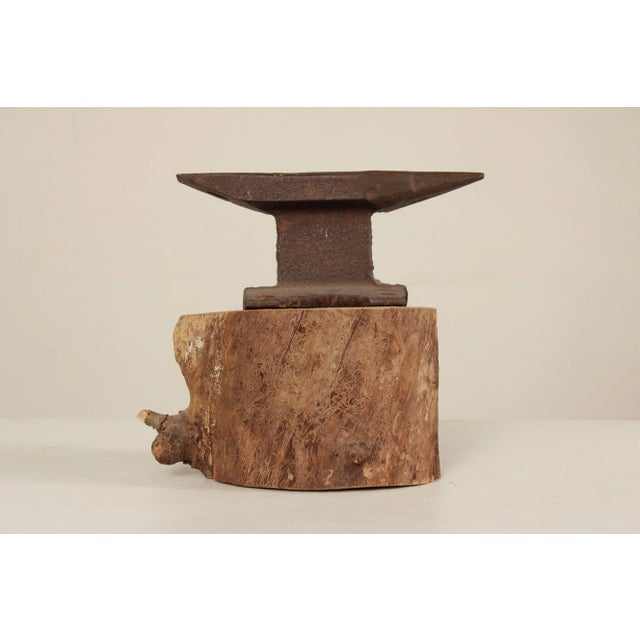 Vintage Small Iron Anvil Mounted on Wooden Block For Sale In Philadelphia - Image 6 of 12