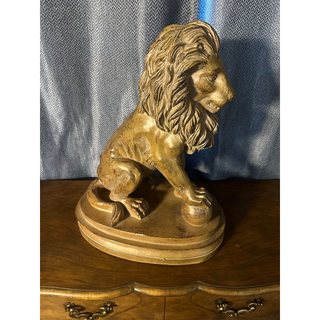 Vintage Classical Style Gold Gilt Lion Sculpture – Resin For Sale - Image 4 of 11