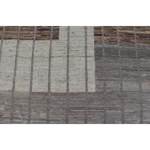 Early 21st Century Earth-Toned Textural Elegance Modern Rug by Keivan Woven Arts 9'3 X 12'3 For Sale - Image 5 of 8