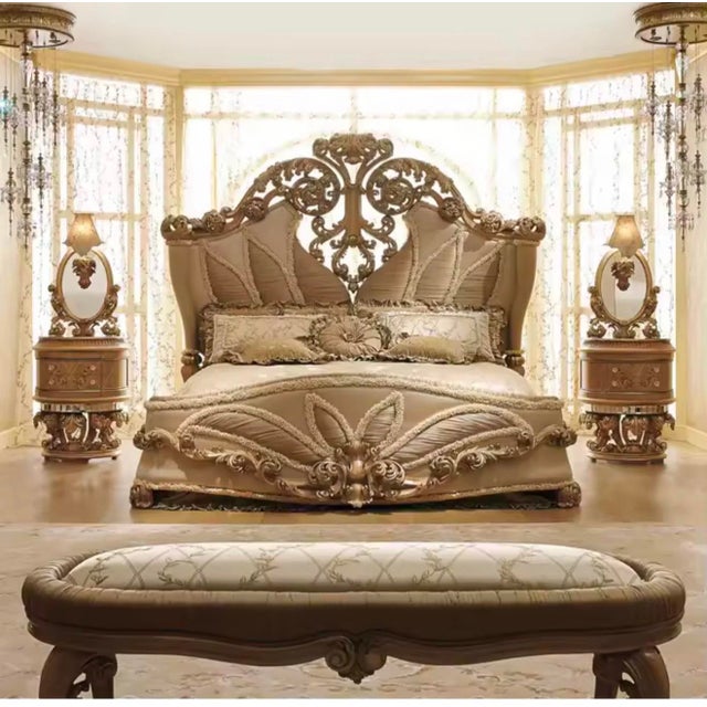A grand expression of European luxury, the Casa Milano Élysée Royale Bed transforms the bedroom into a private palace...