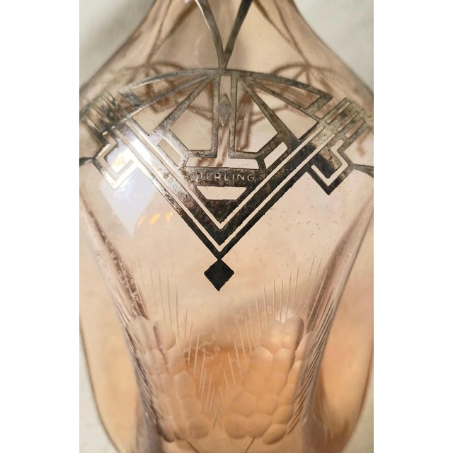 1930s 1930s Hollywood Regency Pink Cambridge Glass Gin Decanter For Sale - Image 5 of 11