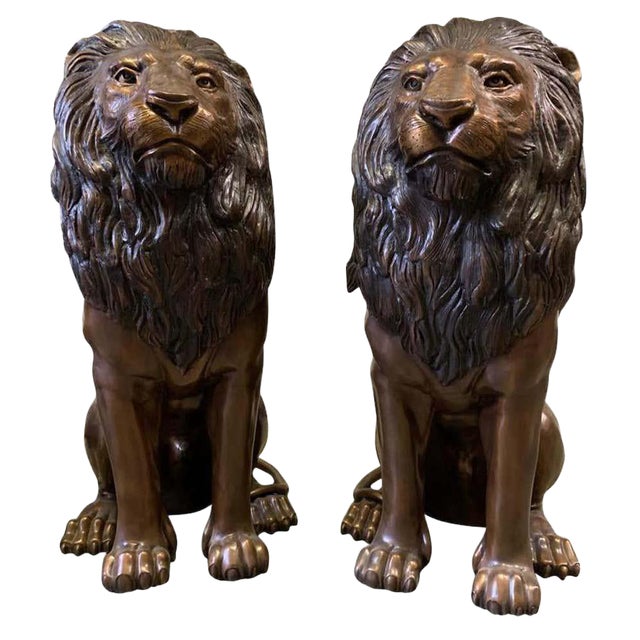 Cast Bronze Sitting Lions, 20th Century, Set of 2 For Sale