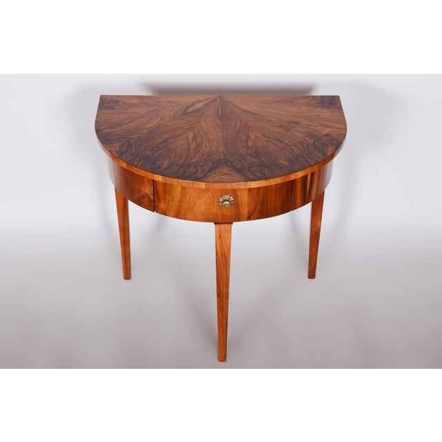 Biedermeier Walnut Side Table, 1820s For Sale - Image 3 of 11