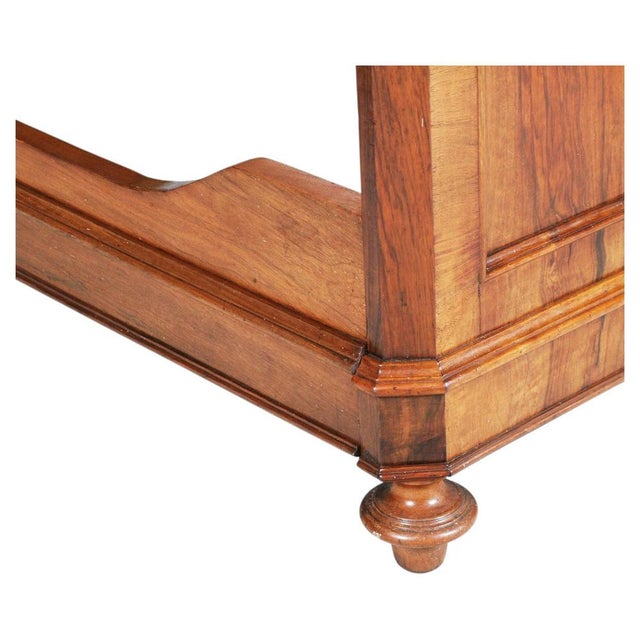 19th Century Neoclassical Solid Blond Walnut and Walnut Veneer Double Bed from Bassano Manufactures For Sale - Image 12 of 18