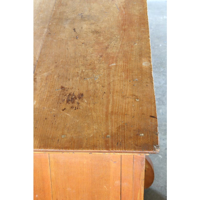Antique 19th Century Provençal Sculptural Commode in Pine Wood, Denmark, 1850s For Sale - Image 15 of 18