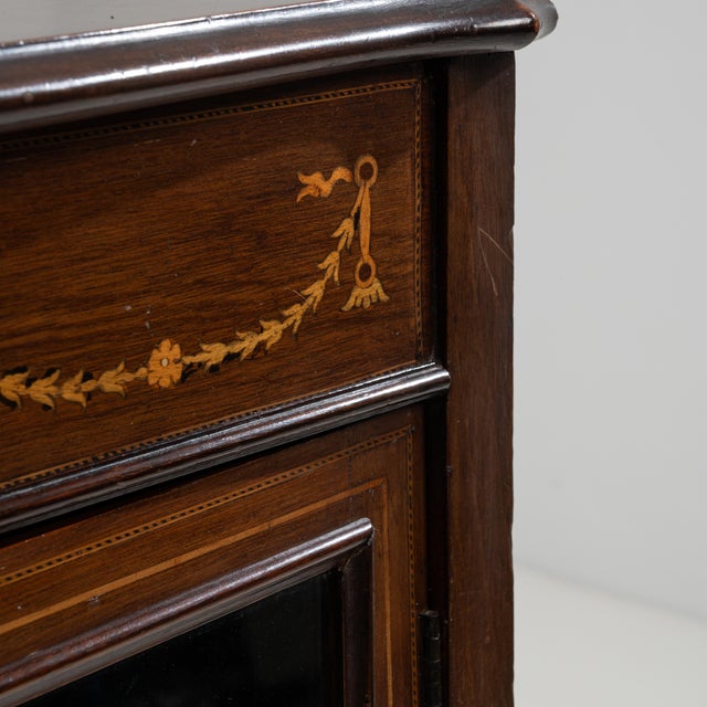 19th Century Edwardian Vitrine Cabinet For Sale - Image 4 of 16