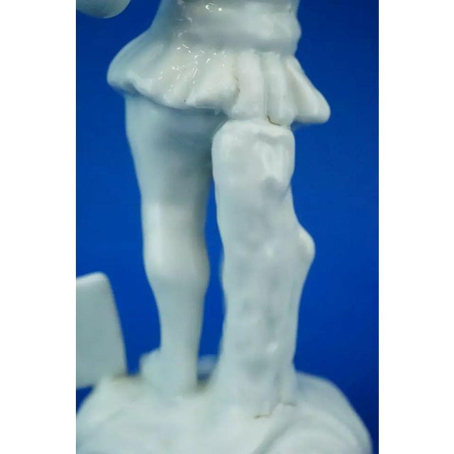 White Porcelain Lady and Dandy from by Real Casa Ferdinandea, Naples, Italy, 18th Century, Set of 2 For Sale - Image 15 of 18
