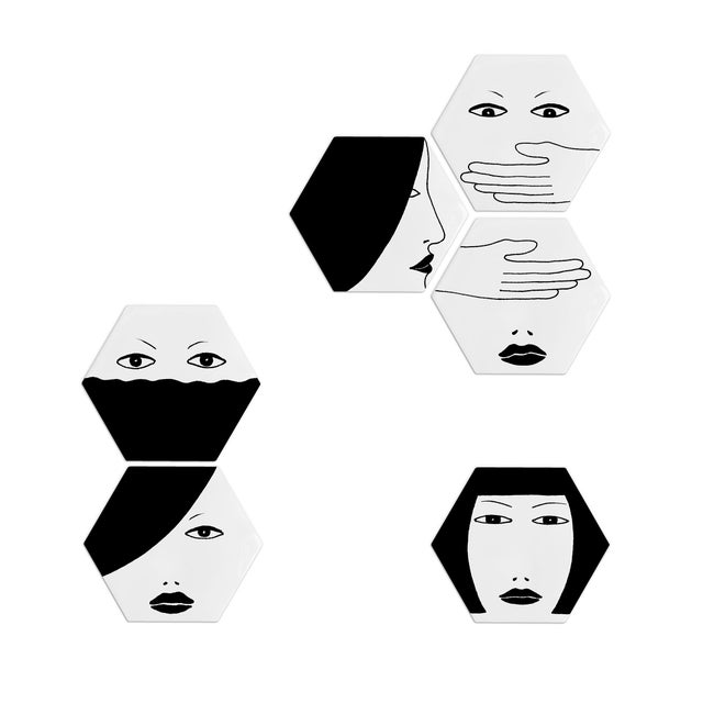 The Gisele series is a classic existentialist portrait, characteristic of the Kiasmo style. The woman's face becomes a...