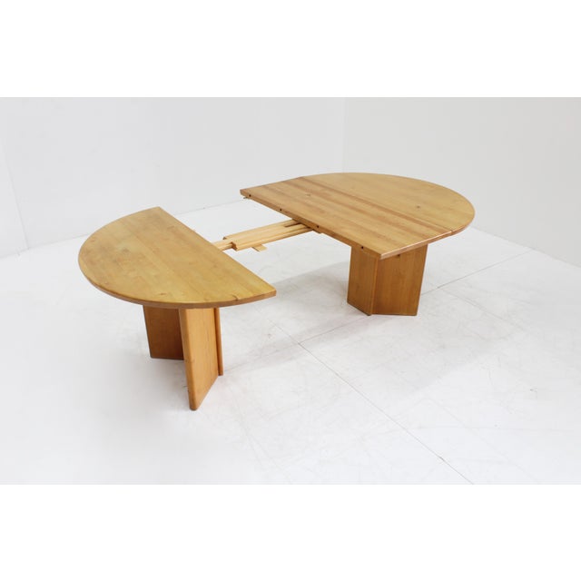 Brown Vintage Danish Round Extendable Dining Table in Wood, 1960s For Sale - Image 8 of 11