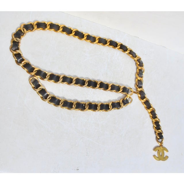Modern Chanel Leather and Chain Belt Circa 1993 For Sale - Image 3 of 10