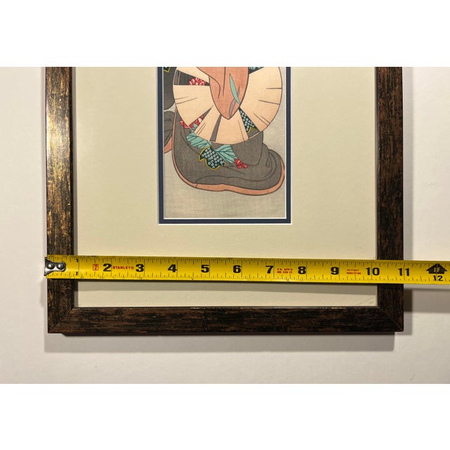 Set of Two Vintage Japanese Geishas Woodblock Prints Signed For Sale - Image 10 of 12