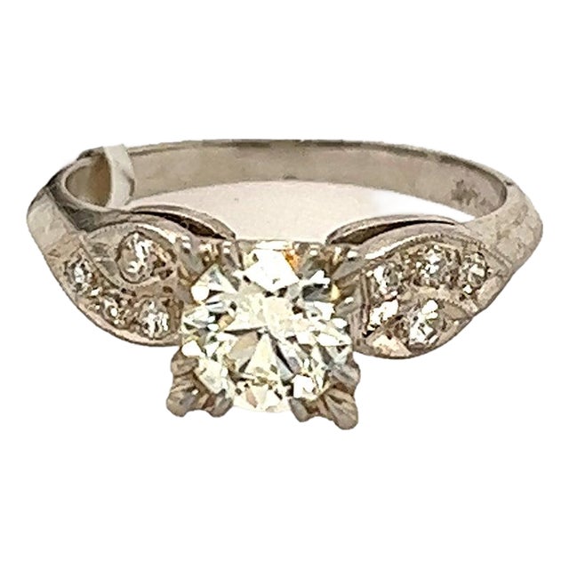 Late 20th Century 0.85 Round Ring, Size 6.5 For Sale