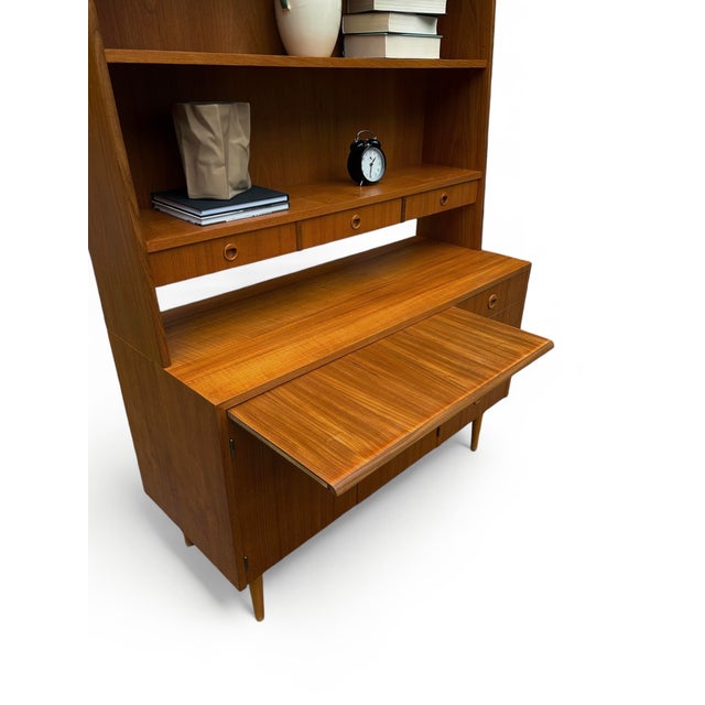 Scandinavian Bookshelf in Teak For Sale - Image 4 of 15